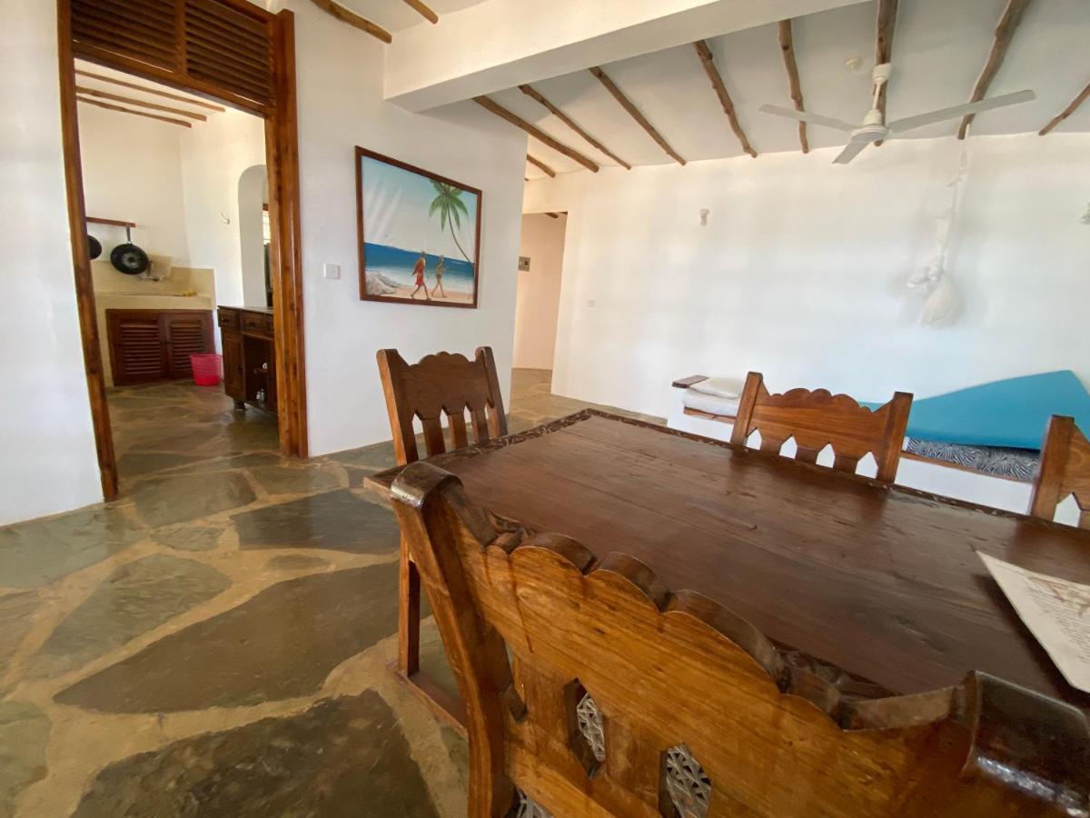 Silver Rock Hotel Malindi Extérieur photo