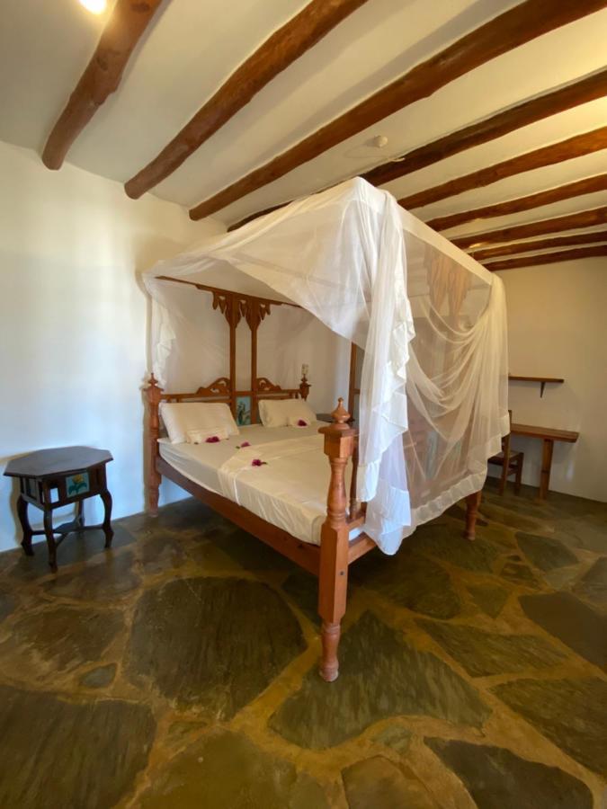 Silver Rock Hotel Malindi Extérieur photo