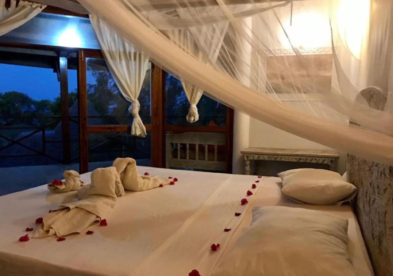 Silver Rock Hotel Malindi Extérieur photo