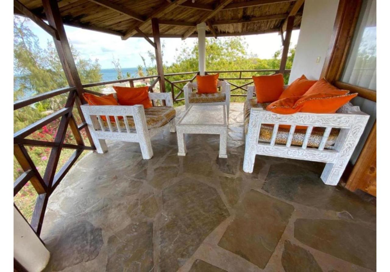 Silver Rock Hotel Malindi Extérieur photo