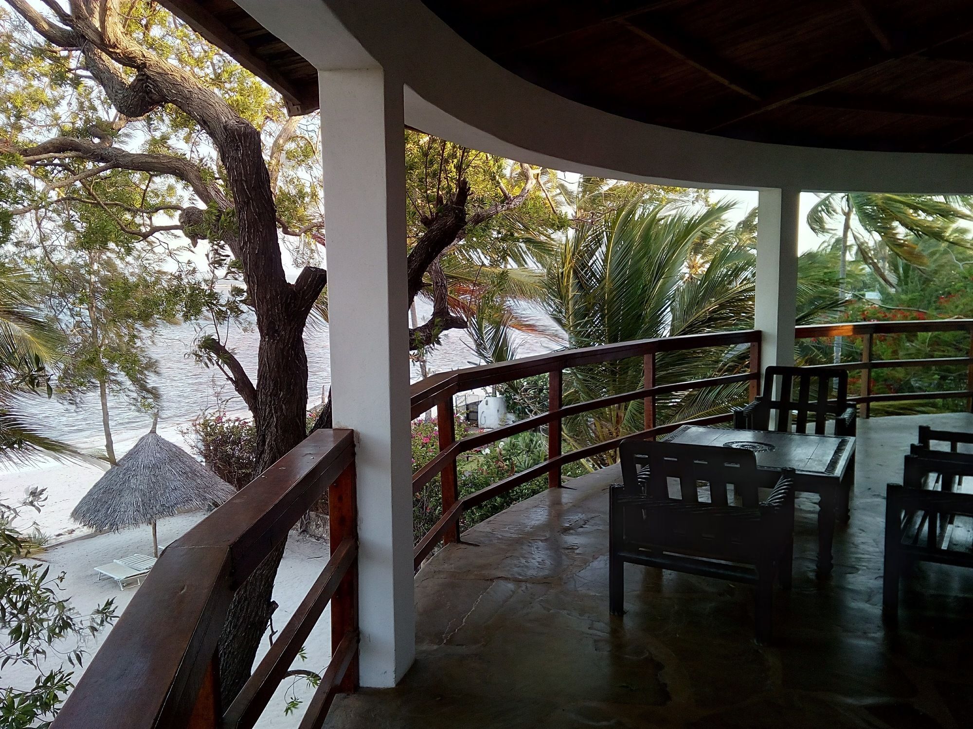 Silver Rock Hotel Malindi Extérieur photo